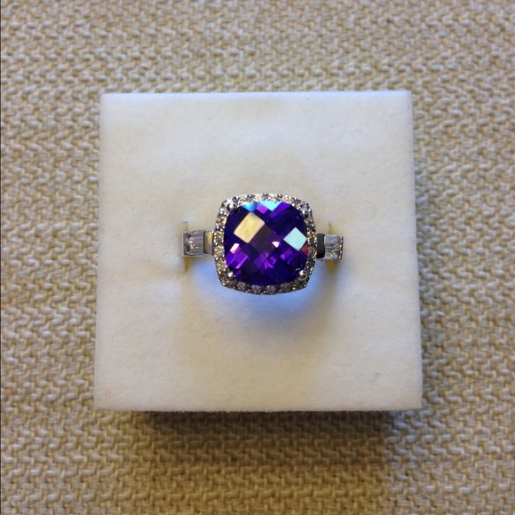 ๐ 8.0ct Large Cushion Cut Amethyst CZ Cocktail - Picture 2 of 4