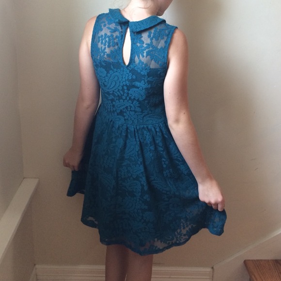 🎈 SOLD 🎈💜Teal lace dress💜