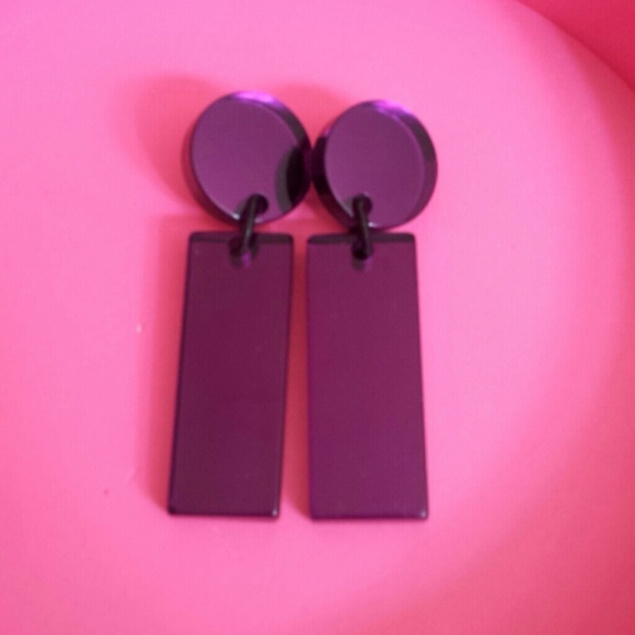 Retro clip on earrings