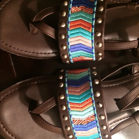 BCBG Sandals - Picture 2 of 3
