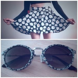 bundle: daisy skirt, daisy glasses. +gift.