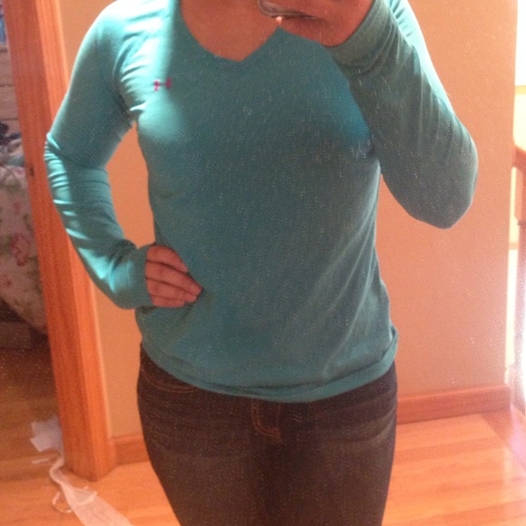 Under Armour  thermal shirt NWOT