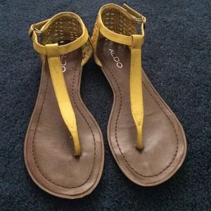 Brunt yellow caged sandals