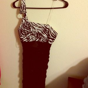 Black dress with half top zebra striped.