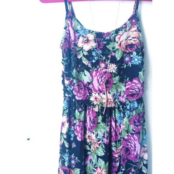 🚫sold in ️bundle 🚫🎉ONE DAY SALE🎉Hi lo dress🎀 - Picture 2 of 4