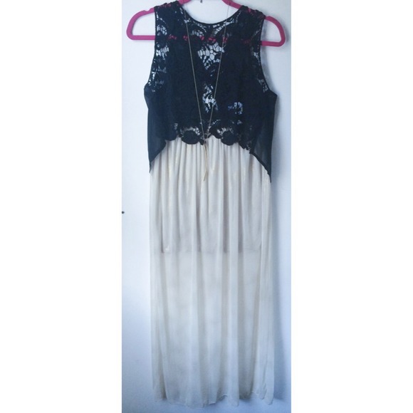 🚫sold in bundle🚫Ivory maxi🎀 - Picture 3 of 3