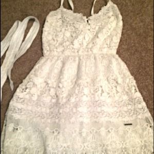 Lace Abercrombie & Fitch dress