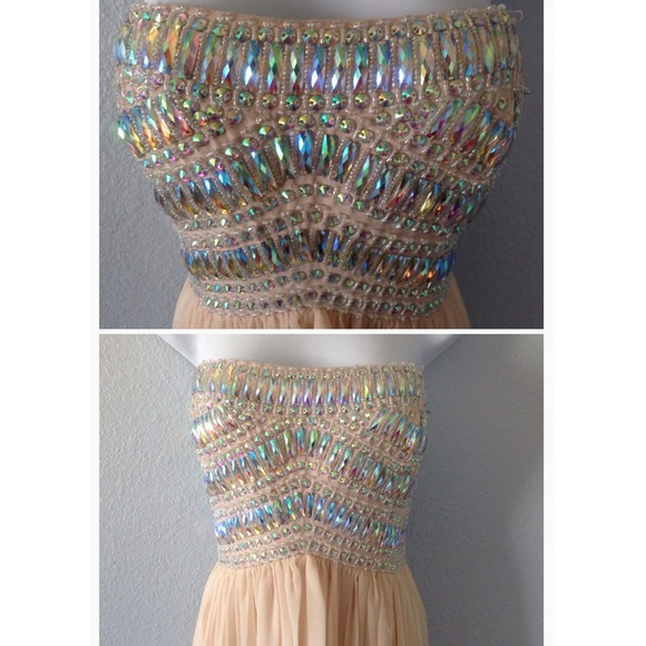 WINDSOR Dresses & Skirts - BRAND NEW✨ without tags never been worn