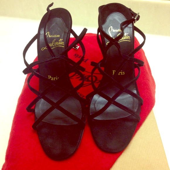 Authentic Christian louboutin 👠 🚫SOLD