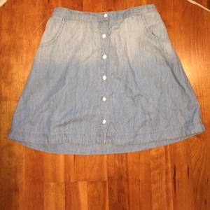 BDG new button down denim skirt