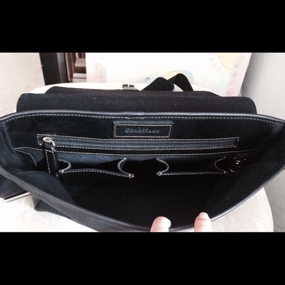 Cole Haan Unisex Black Leather/Nylon Messenger Bag - Picture 3 of 4