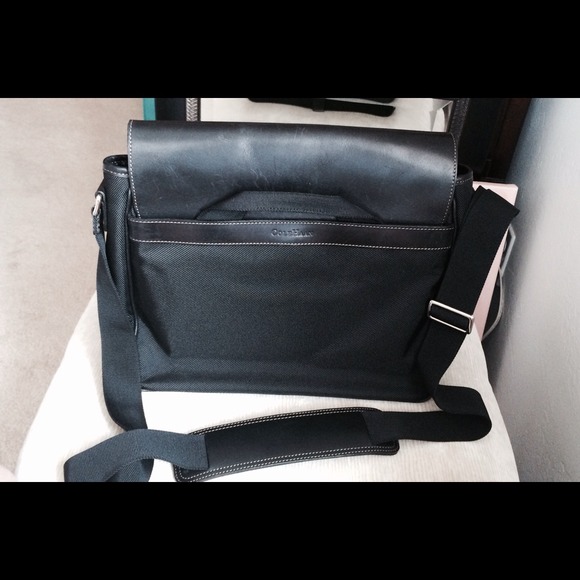 Cole Haan Unisex Black Leather/Nylon Messenger Bag - Picture 4 of 4