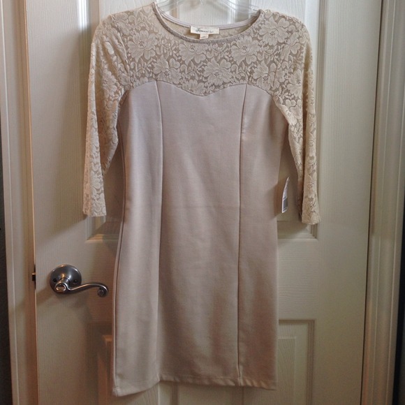 SOLD Forever 21 nude/tan bodycon bandage dress