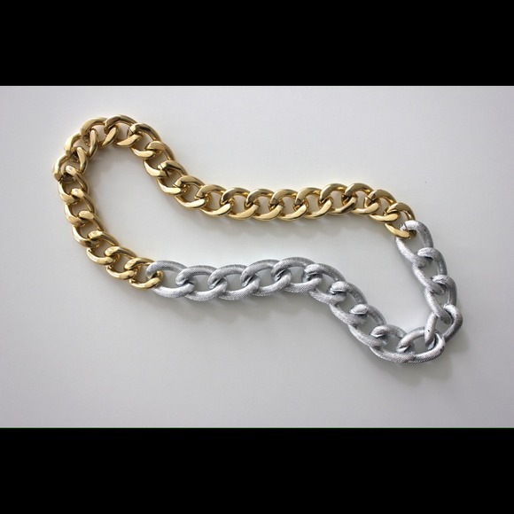 Accessories - HRH C'est Chic Necklace & Bracelet