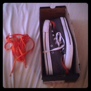 Grey Converse - BRAND NEW