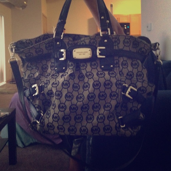 Michael Kors large shoulder purse