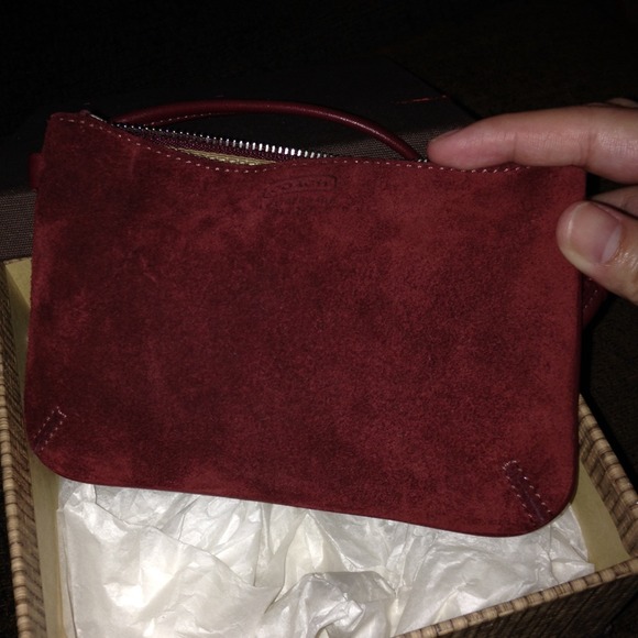 Brandnew with box COACH WRISTLET - Picture 4 of 4