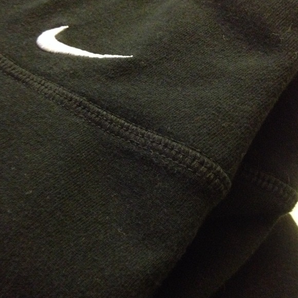 Nike Outerwear - Nike Dri-Fit Capris