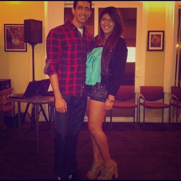 Turquoise T-back Ruffle Top - Picture 1 of 4