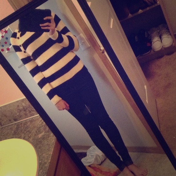 Forever 21 Sweater
