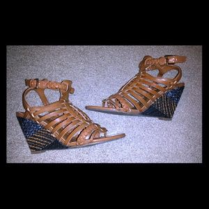 Wedge sandals