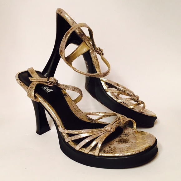 Unlisted Kenneth Cole Strappy Sandals Heels Prom - Picture 1 of 3