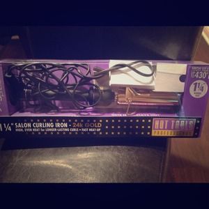 HOT TOOLS 1 1/4 inch curling iron LIKE NEW!