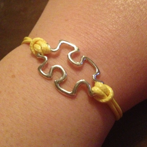 Jewelry - ⬇Yellow Autism Bracket ❌SOLD❌