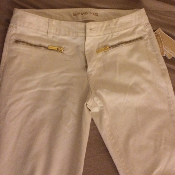 🎉weekend sale 🎉MK stretch skinny jeans NWT!