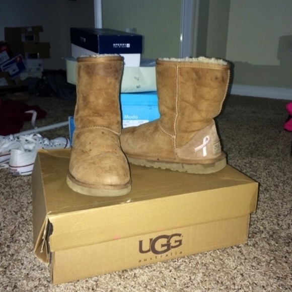 Breast cancer ugg boots