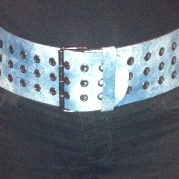 NWNT Blue & White Leather Belt purchased in France - Picture 5 of 6