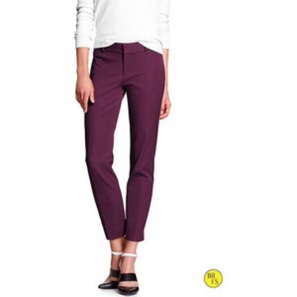 Pants - 🎊HP🎊 Deep burgundy Worthington Capri