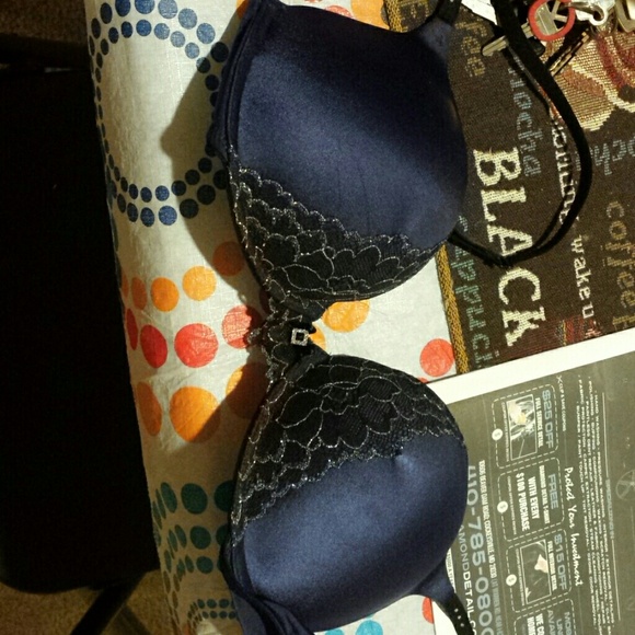 Seductive push up!