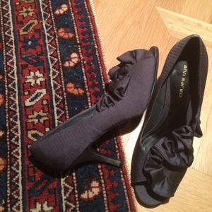 *SOLD* Ann Marino Pumps💼💄👗