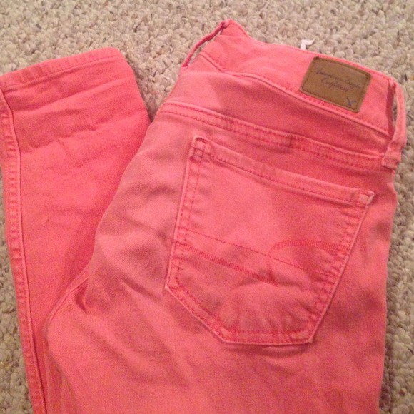Pink AE jeggings