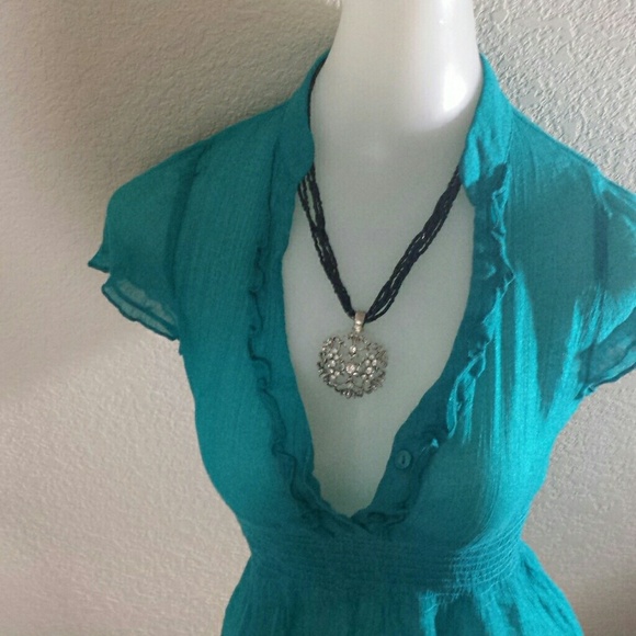 Top - Picture 3 of 4