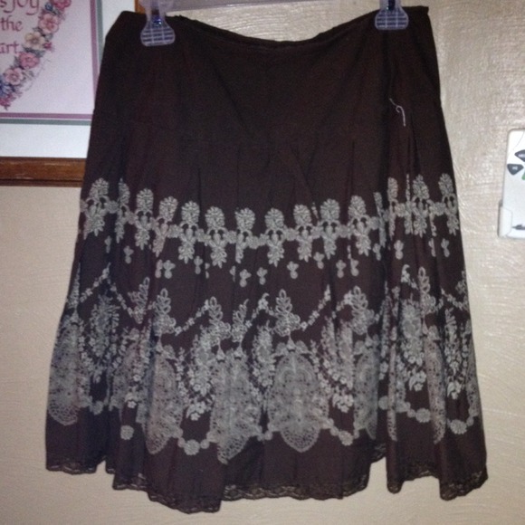 Brown skirt