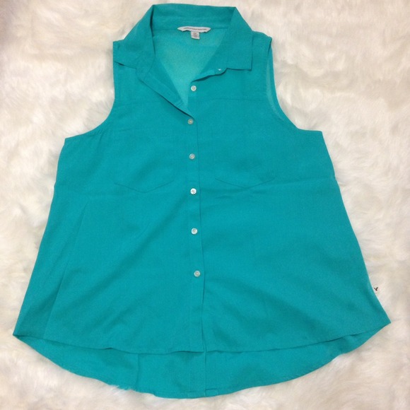 American Eagle Teal Sleeveless Button Down Top - Picture 2 of 3