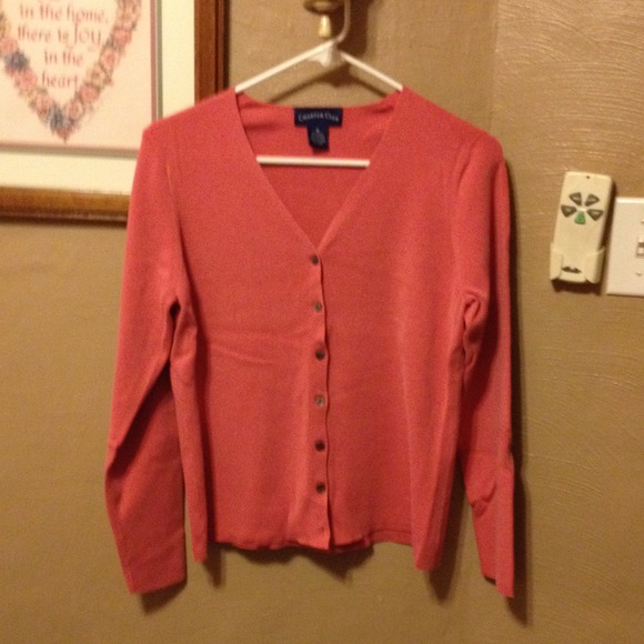 Coral top