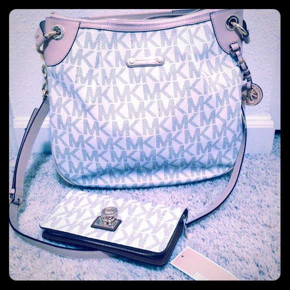 Michael Kors purse and wallet