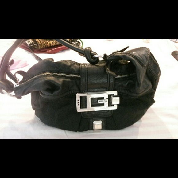 💖REDUCED💖GUESS leather trim med blk bag NWOT
