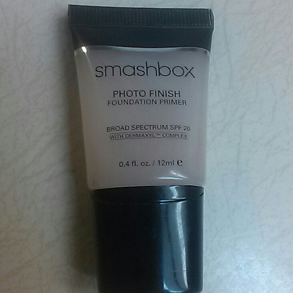 Smashbox photo finish primer foundation