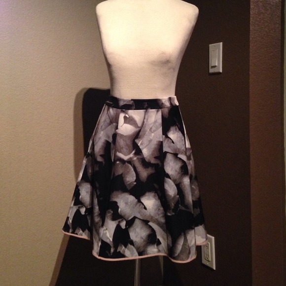CLEARANCE floral mini! Sale