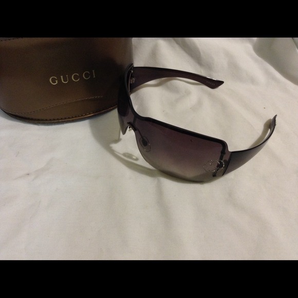 GUCCI SUNGLASSES 65%OFF