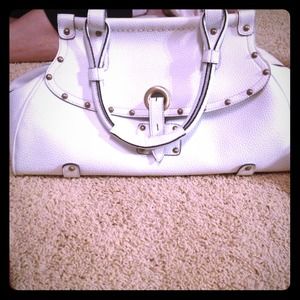 White and yellow purse!