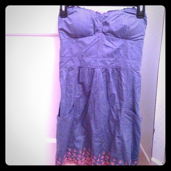 Strapless casual dress