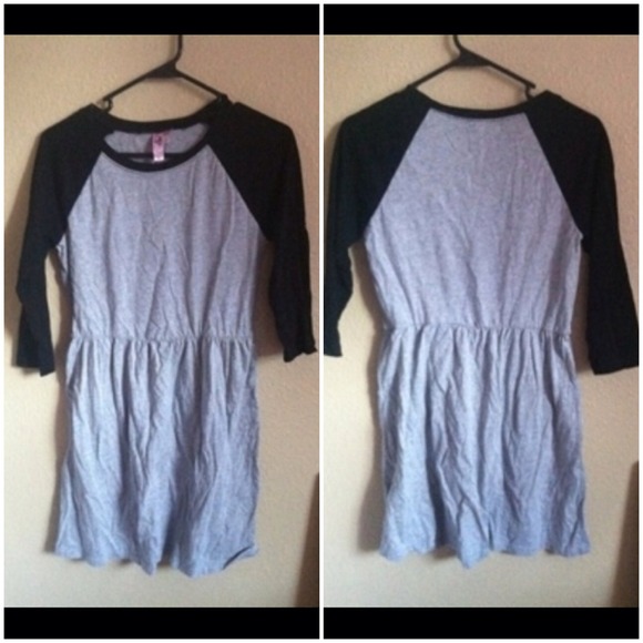 Black&gray baseball tee dress