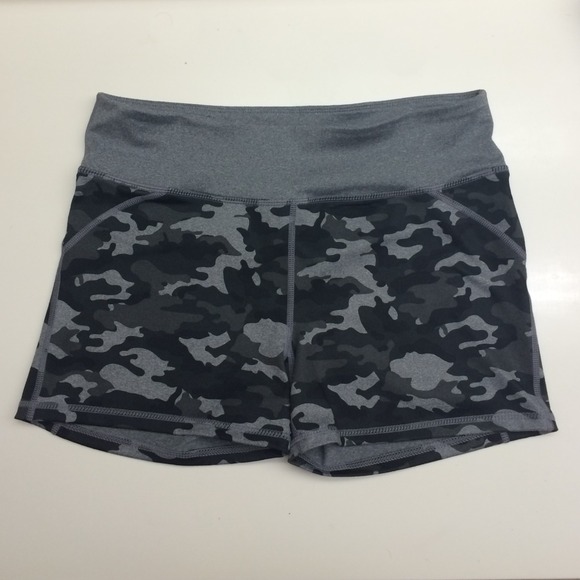 Fabletics grey camo spandex shorts Size M