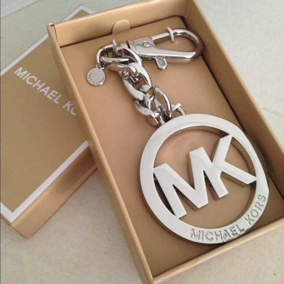 michael kors logo