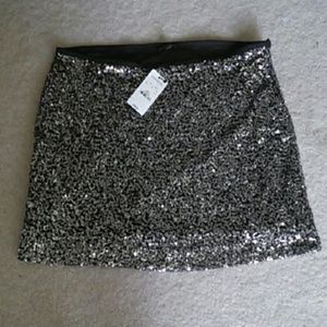 *SOLD* NWT Express sequin skirt